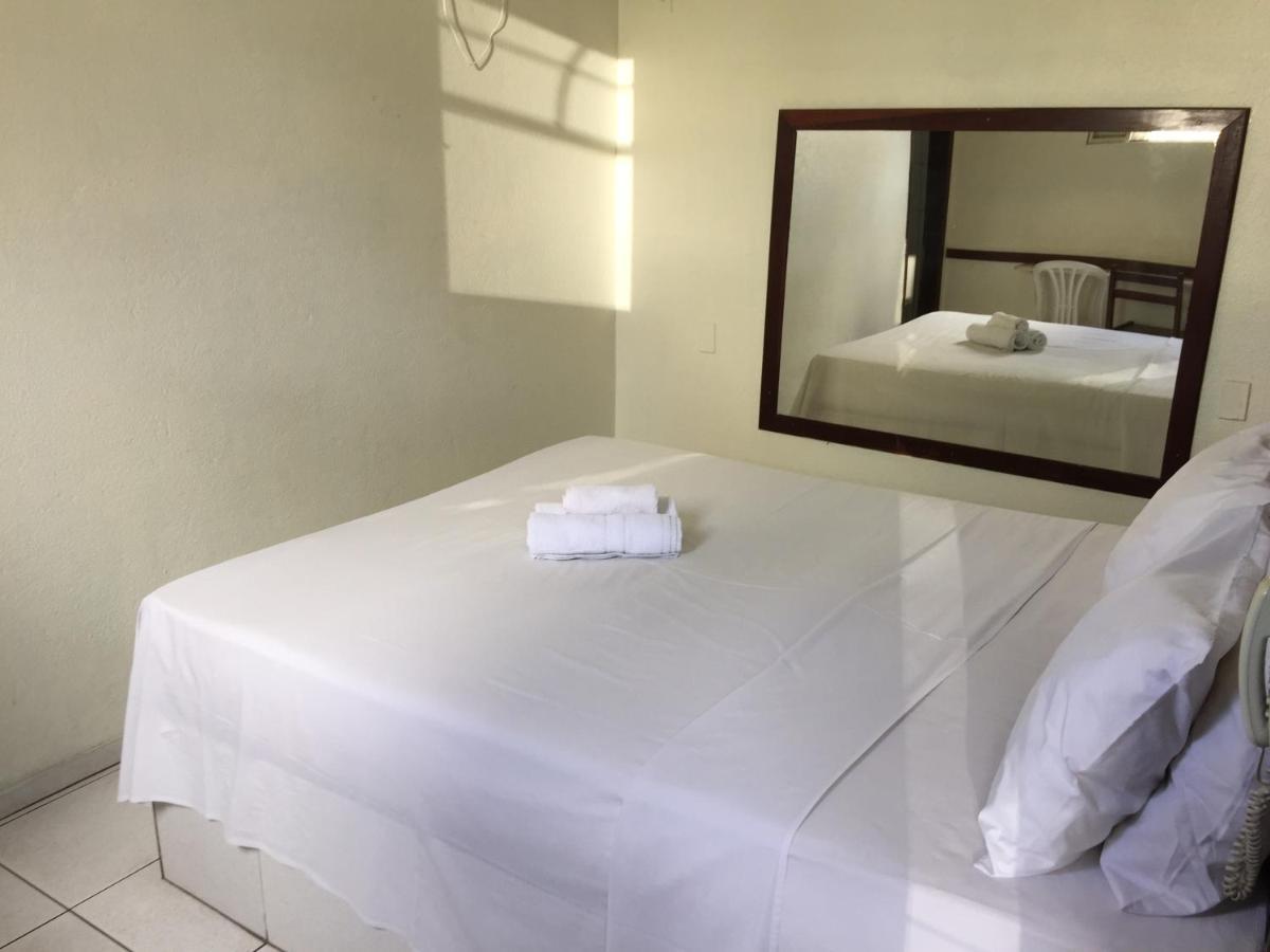 Novo Hotel Barro Preto เบโลโอรีซอนชี ภายนอก รูปภาพ