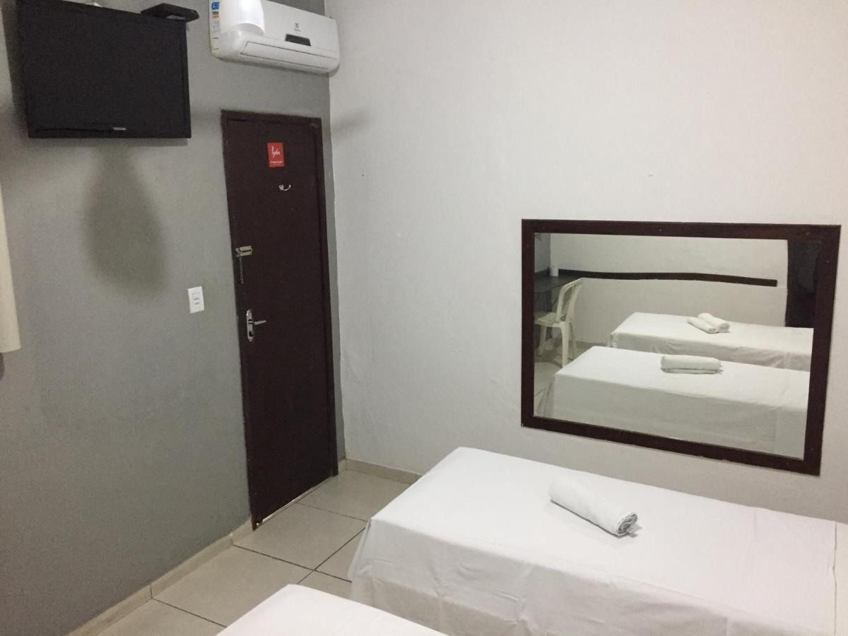 Novo Hotel Barro Preto เบโลโอรีซอนชี ภายนอก รูปภาพ