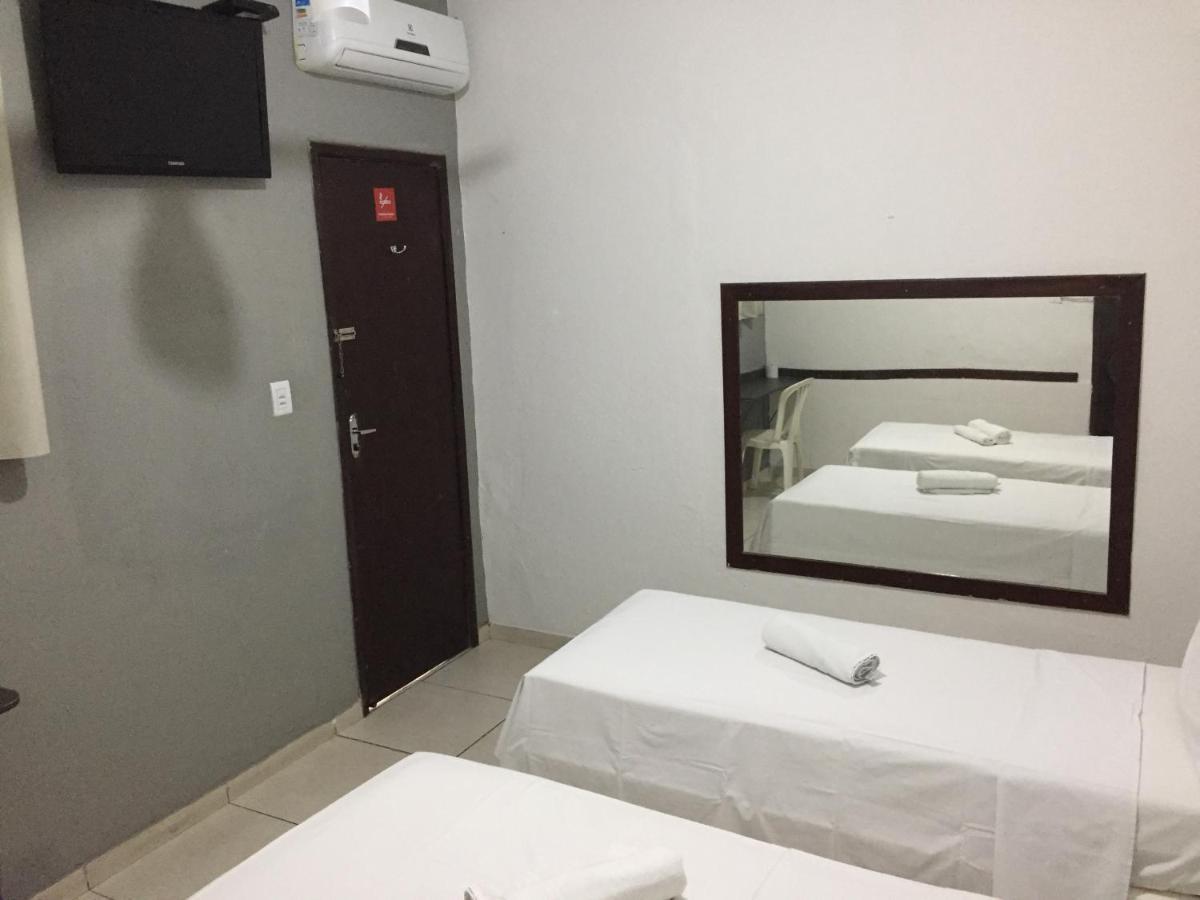 Novo Hotel Barro Preto เบโลโอรีซอนชี ภายนอก รูปภาพ